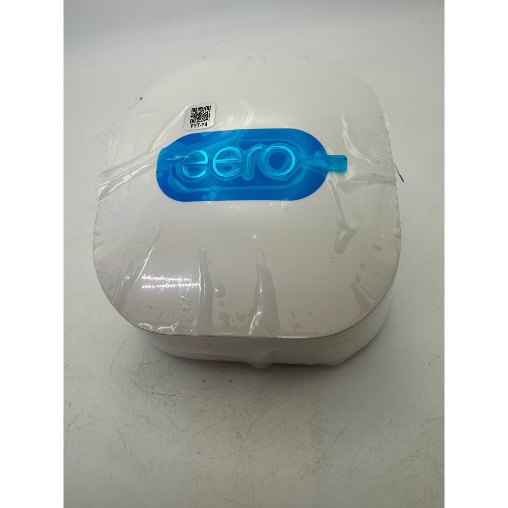 eero 6 Plus WiFi 6 Mesh Router System model r010001